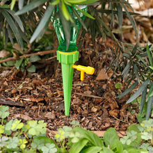Plant Watering Spikes Sprinkler self Watering Spikes Water dripper for Plants, Adjustable Plant Watering Devices with Slow Release Control Valve Switch